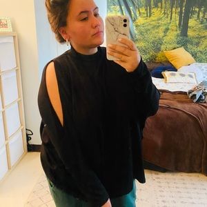 Boohoo plus size mock neck cold shoulder top